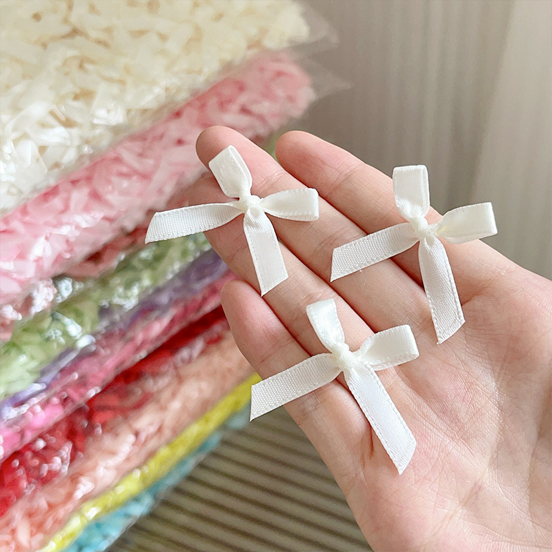 マルチカラーミニサテンリボンボウ、小さな手作りの蝶結びDIY - Ribbon Bow Gift のレビューと価格
